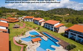 Flat no Club Meridional de Carneiros - Bloco 4-2PP